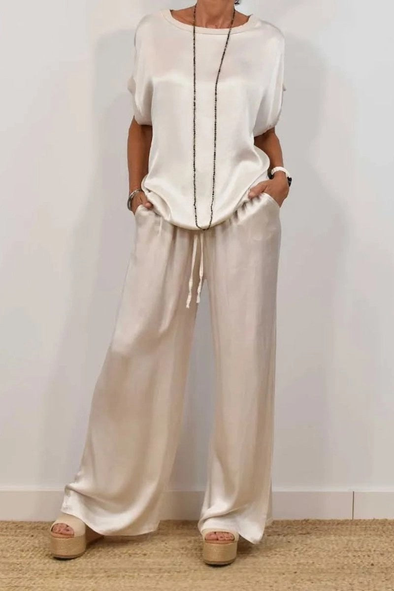 Loose shirt and wide pants